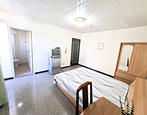 可租補☆陽台曬衣☆採光佳☆電梯☆衛浴開窗 - Image 9