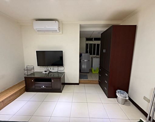 近菜寮站。台電電。廁所對外窗 - Image 12