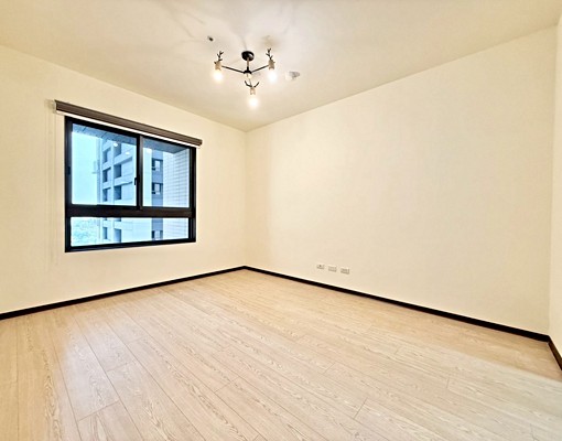 近台中車站全新交屋可全配可租補寵物 - Image 6