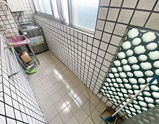 超便宜大三房✨傢俱全配✨木質地板✨近74超美屋況✨ - Image 15