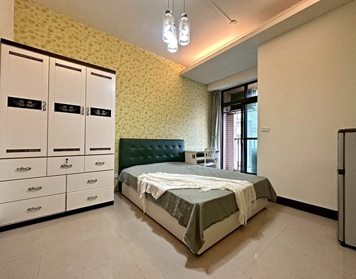 可租補🌟陽台獨洗🌟衛浴開窗🌟房客嚴選🌟子母車飲水機 - Image 1