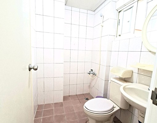 審計新村☆可租補☆電梯☆採光☆陽台曬衣☆衛浴開窗 - Image 13