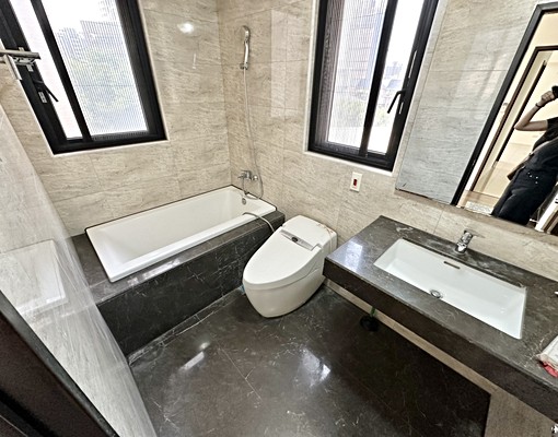 南區三房可租補✨平車黃金學區❤️可寵可租補❤️浴缸泡澡 - Image 12