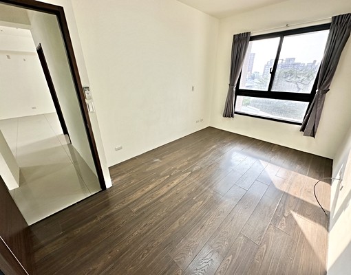 南區三房可租補✨平車黃金學區❤️可寵可租補❤️浴缸泡澡 - Image 11