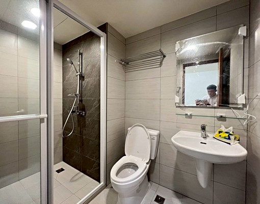 遠雄幸福成全新成屋朝外三房傢俱全配含車管 - Image 2