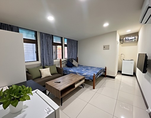 🏡近桃園市政府全新裝潢全新套房，可租補✅｜一卡皮箱入住 - Image 1