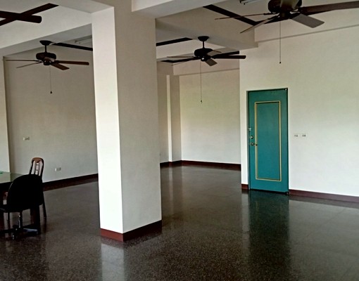 亞大旁角間店面 - Image 3