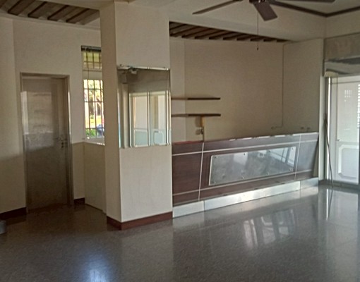 亞大旁角間店面 - Image 7