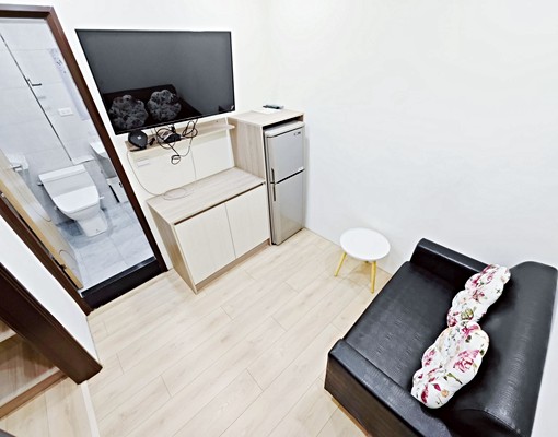 【東區|正一房一廳】收納掀床👍超大系統櫃💕可貓可租補 - Image 2