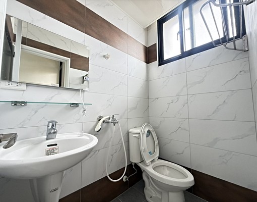 出租-觀音工業區全聯旁全新電梯套房出租免費網路第四台 - Image 2