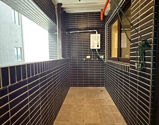 溫馨三房、格局方正、高樓層景觀優、採光通風良好~ - Image 8