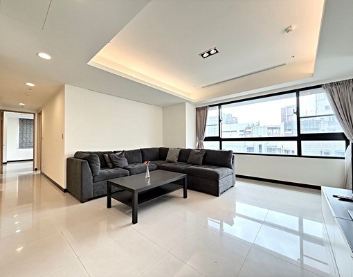 市政府捷運站｜可租補｜電梯大樓台水電｜大三房平車全配 - Image 1