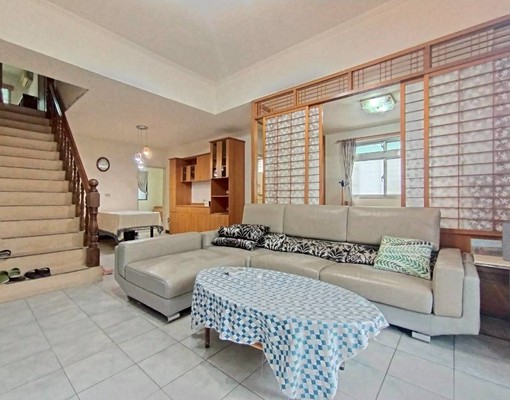 中和4房40坪超大空間/雙陽台設備齊全 - Image 3