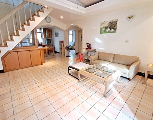 兆基🏡景平捷運靜巷五房✨間間採光✨可租補 - Image 2