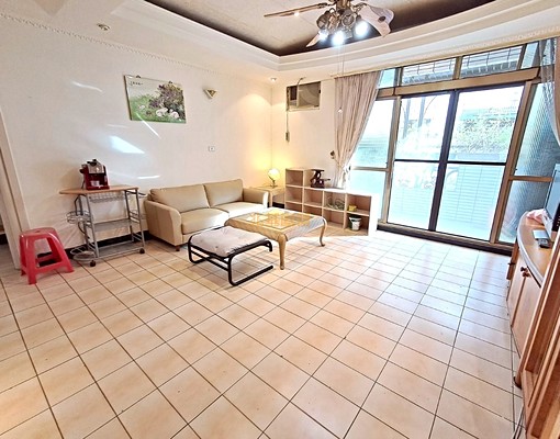 兆基🏡景平捷運靜巷五房✨間間採光✨可租補 - Image 1