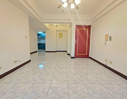 新店優質物業有電梯3房2廳/近小碧潭站可租補報稅入籍 - Image 2