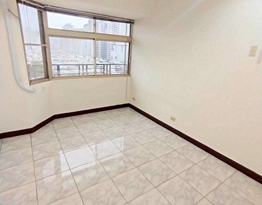 新店優質物業有電梯3房2廳/近小碧潭站可租補報稅入籍 - Image 7