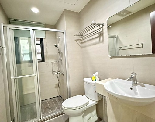 傢具齊全✨採光三房兩廳✨戶數單純✨學區宅✨高樓層視野戶✨平車 - Image 9