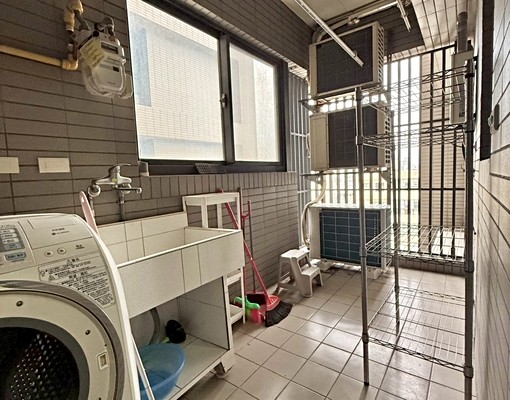 傢具齊全✨採光三房兩廳✨戶數單純✨學區宅✨高樓層視野戶✨平車 - Image 6