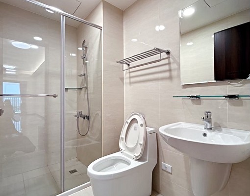 🌟興城團隊🌟永康交流道4房雙車(含車含管)可租補 - Image 5