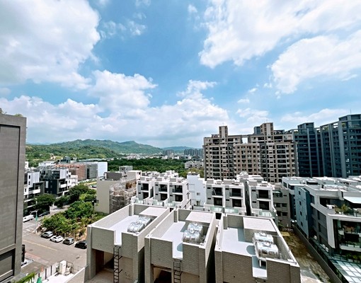 🔥軍功商圈❗️可貓｜可租補｜家具可談｜樓中樓四房尬車位 - Image 2