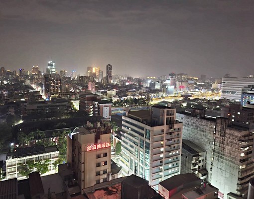 *高雄火車站*~閣樓式陽台~大套房 - Image 13