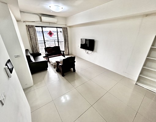 東區三房✨雙陽台採光好✨可租補.戶籍✨走路市場.公園.車站 - Image 2