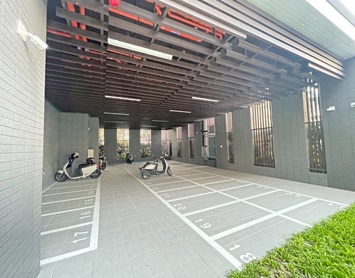 河南道精裝2房2衛浴+平車 - Image 9