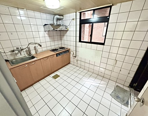 文心經典🔥近七期視野戶｜家庭首選｜四房超大空間｜可租補 - Image 14