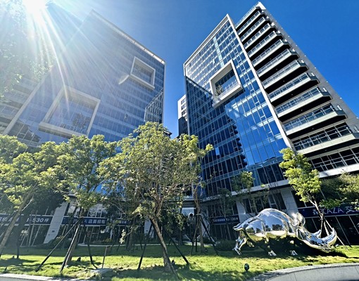 <商>米妮專營🌈青埔🍓森plaza🍓A18蛋黃區辦公樓 - Image 2