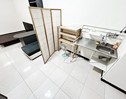 捷運頭前庄◆電梯套房◆獨洗獨立陽台★採光 - Image 3