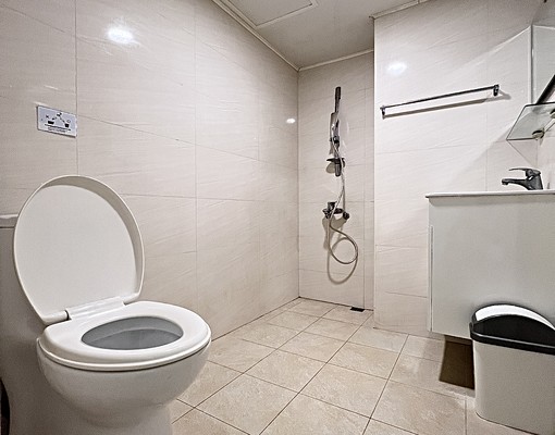 租補電梯管理員小資學生首選採光佳超美套房 - Image 5