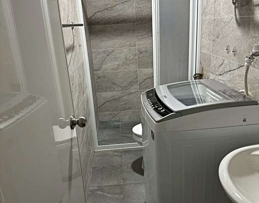 近台茂/交流道~稀有舒適大空間套房~有廚房~可租補 - Image 4