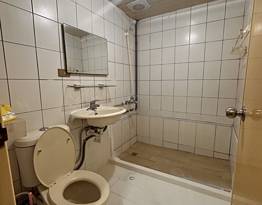 免仲可租補🥇溫興電梯套房/生活機能佳💥全佳社宅 - Image 4