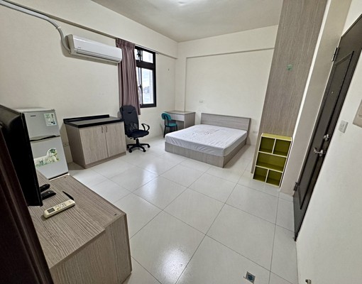 ✨寧靜優質套房✨頭份市區安靜套房、獨洗獨曬、台電計費 - Image 1