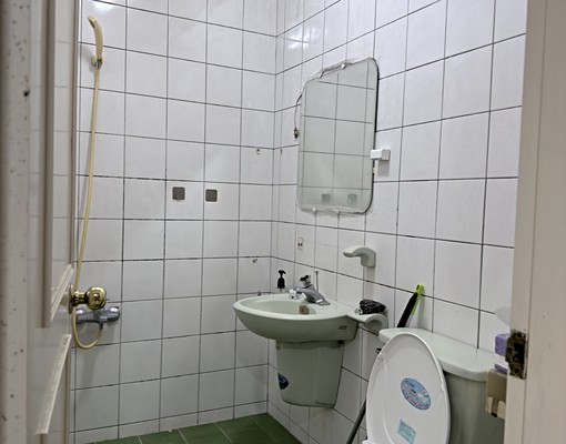 【近頂溪、樂華夜市】採光好交通便利佳 - Image 4