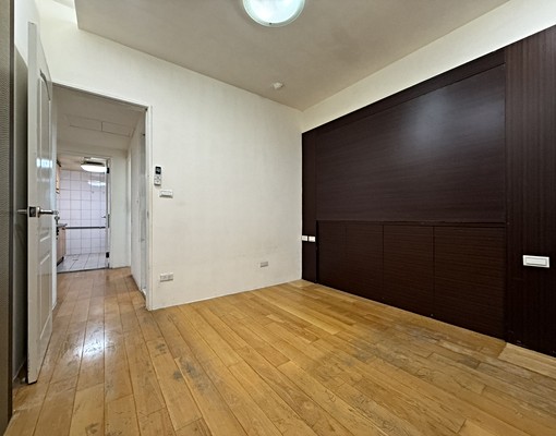 ✅免仲介費✅可租補💖學區旁電梯兩房車💖五泰-韻庭 - Image 7