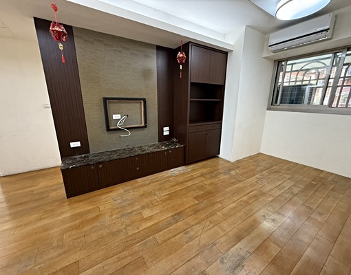 ✅免仲介費✅可租補💖學區旁電梯兩房車💖五泰-韻庭 - Image 1