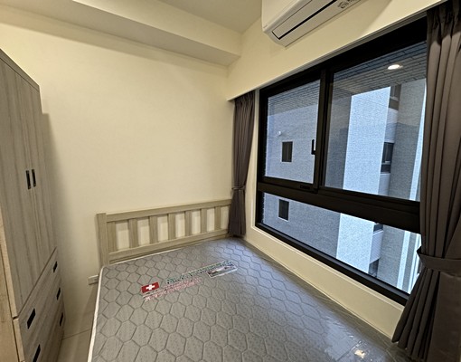 全新聯悦臻美兩房車近全配出租洽吳原誌 - Image 7