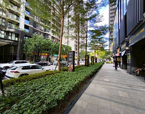 🌈頭前重劃區⭐️黃金店面1+2樓～優質客流 - Image 3