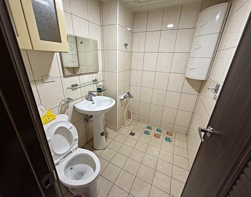 採光通風環境優美現代舒適漂亮四房 - Image 6