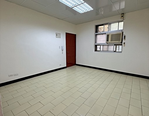 免服務費/可租金補貼/大坪數2房2廳1衛1陽台/可開伙 - Image 1