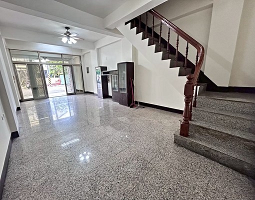 本淵寮整棟透天出租可租補/寵物 - Image 2