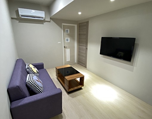 中正路商圈~免爬高~二房一廳~雙陽台... - Image 4