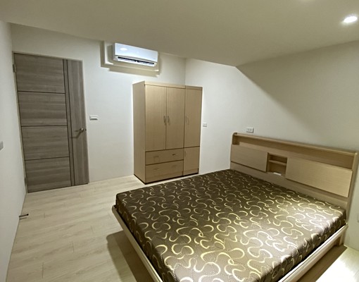 中正路商圈~免爬高~二房一廳~雙陽台... - Image 5