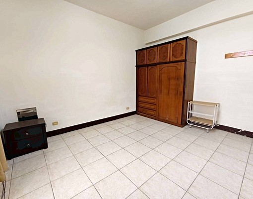 近高鐵電梯透天金住店 - Image 11