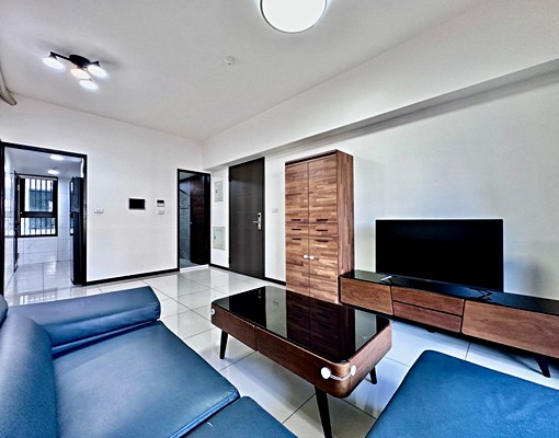 正兩房|採光|浴缸|平車|逢甲 - Image 1