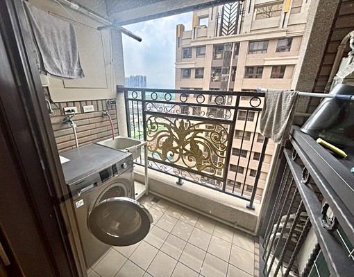 💖東區💖裝潢精緻視野戶❤️一卡皮箱入住❤️浴缸~平車 - Image 8