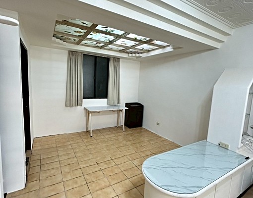 ★大業大有區❈絕美透天五房車✤三代同堂✽近交流道❇公園 - Image 4