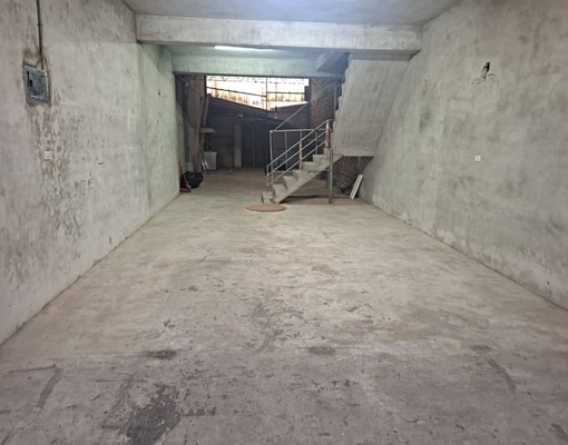 大溪區鎮上工業風1房透天倉庫/租金可談 - Image 1